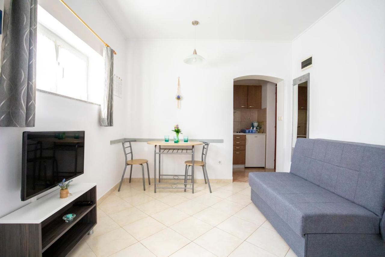 Apartments Belavic By El-Pi Tours Nijvice Zewnętrze zdjęcie