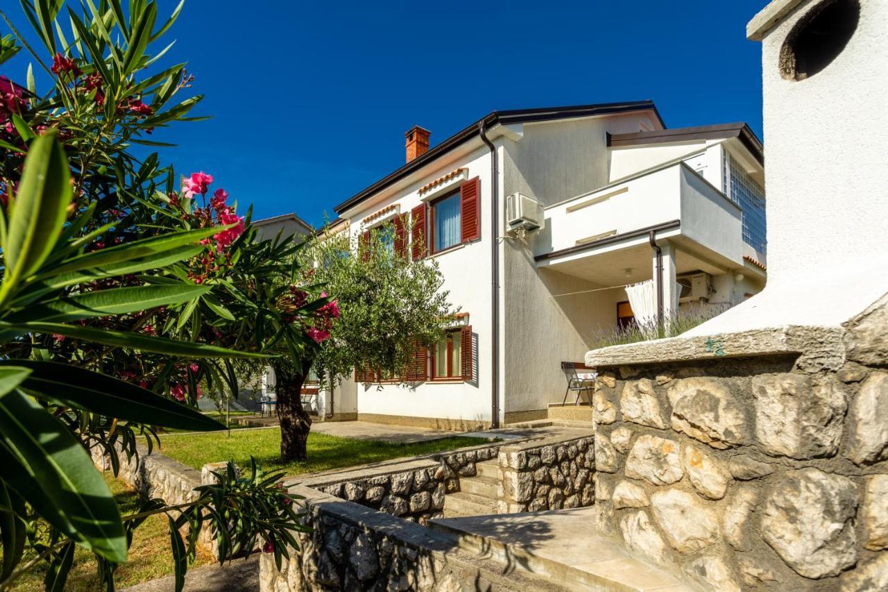 Apartments Belavic By El-Pi Tours Nijvice Zewnętrze zdjęcie