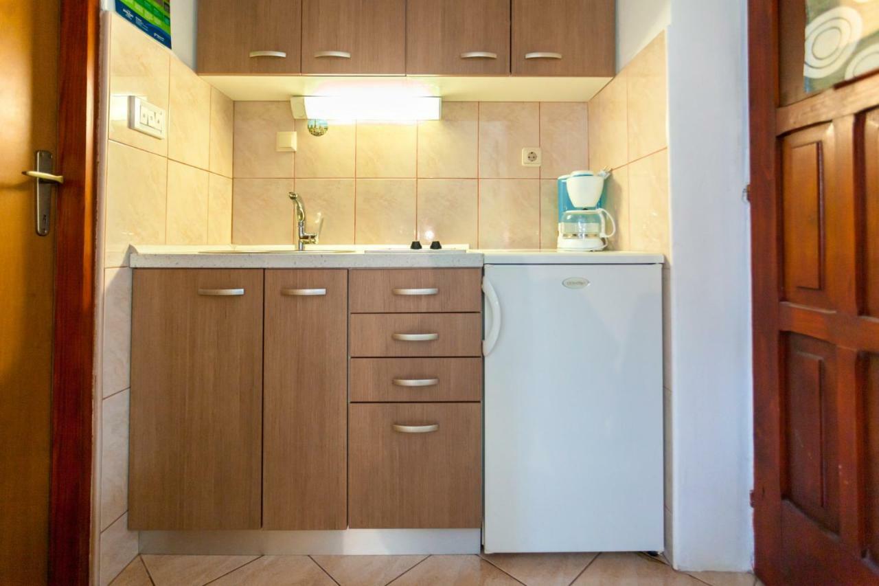 Apartments Belavic By El-Pi Tours Nijvice Zewnętrze zdjęcie