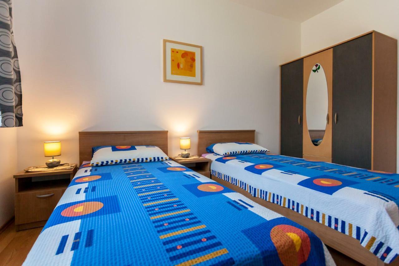 Apartments Belavic By El-Pi Tours Nijvice Zewnętrze zdjęcie