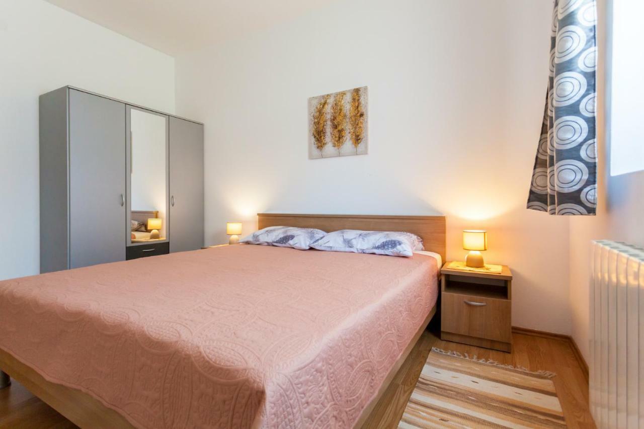 Apartments Belavic By El-Pi Tours Nijvice Zewnętrze zdjęcie