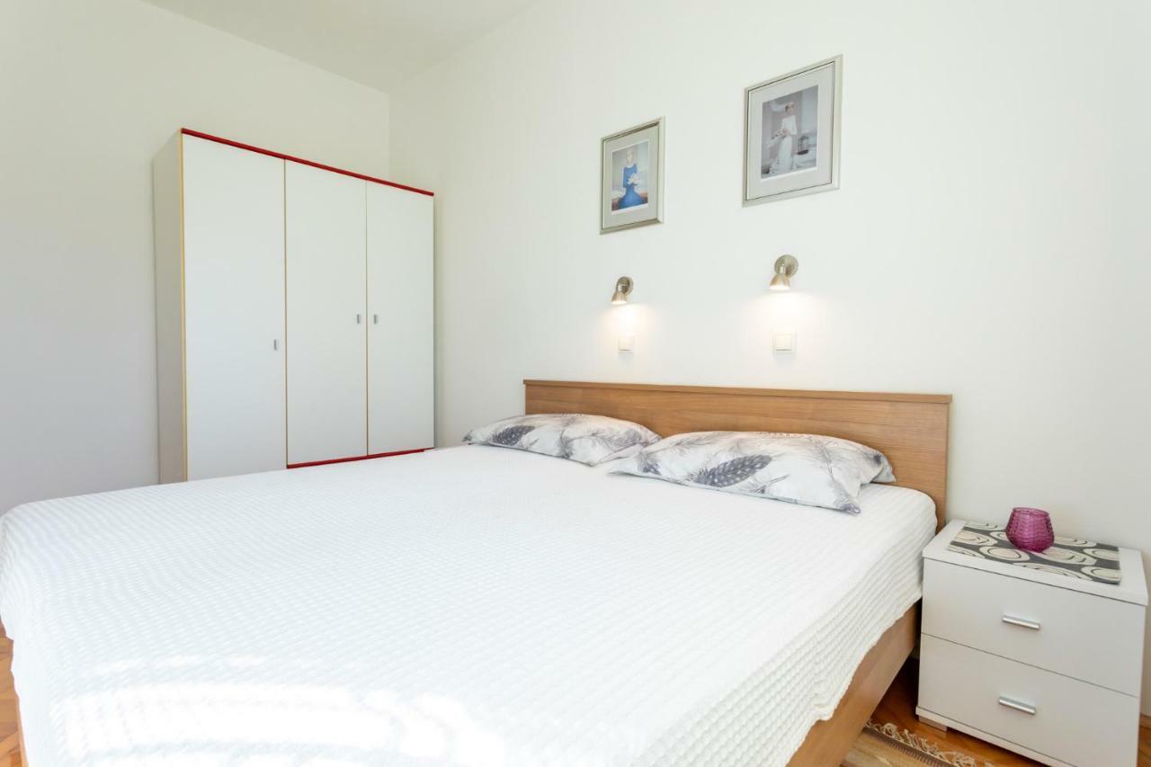 Apartments Belavic By El-Pi Tours Nijvice Zewnętrze zdjęcie