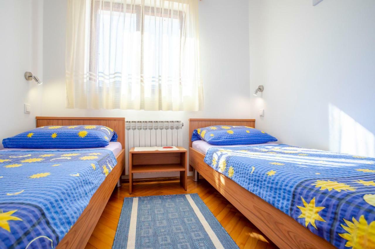 Apartments Belavic By El-Pi Tours Nijvice Zewnętrze zdjęcie